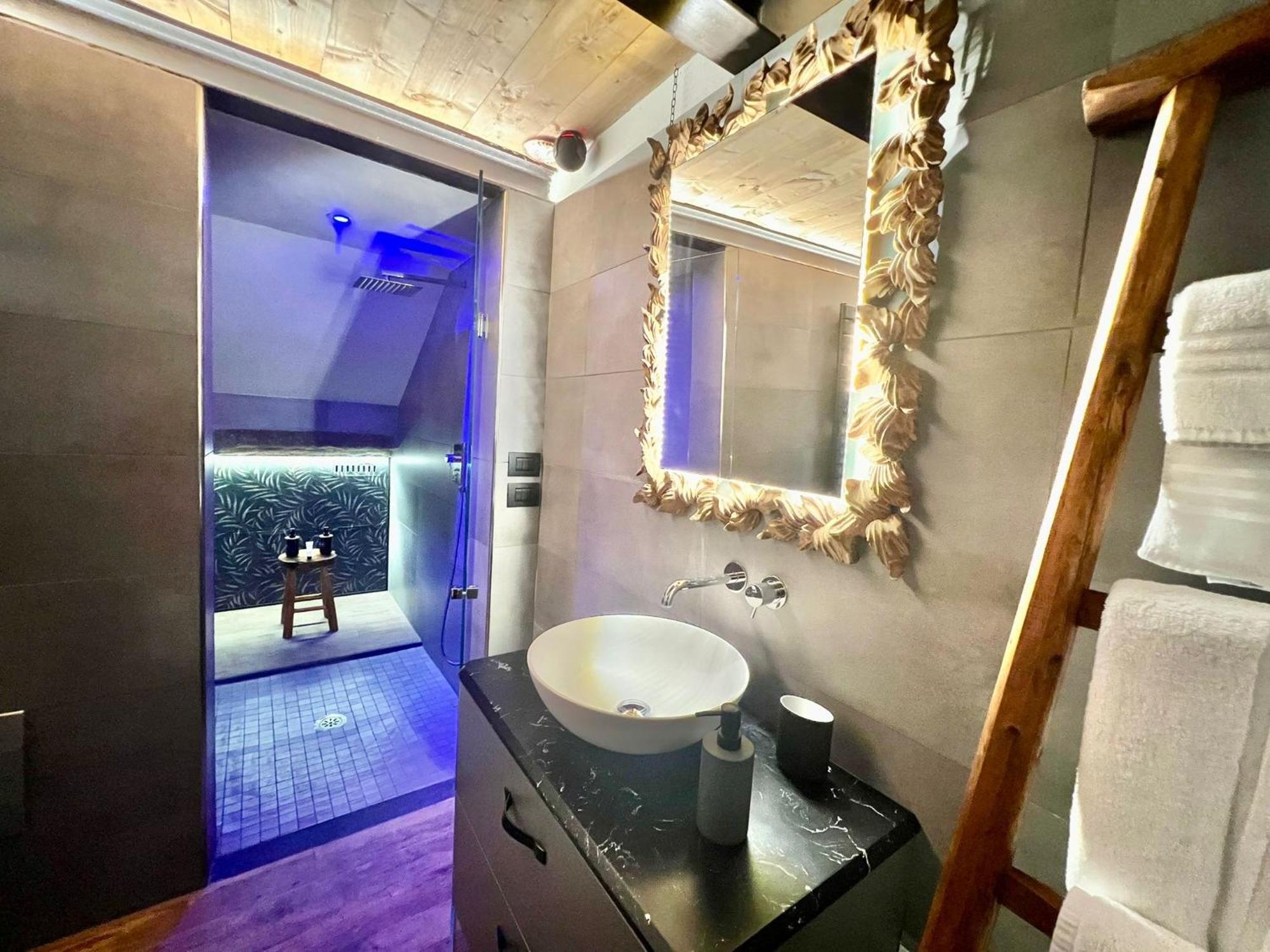 Al 53 Luxury Place In ซานมีเนียโต ภายนอก รูปภาพ